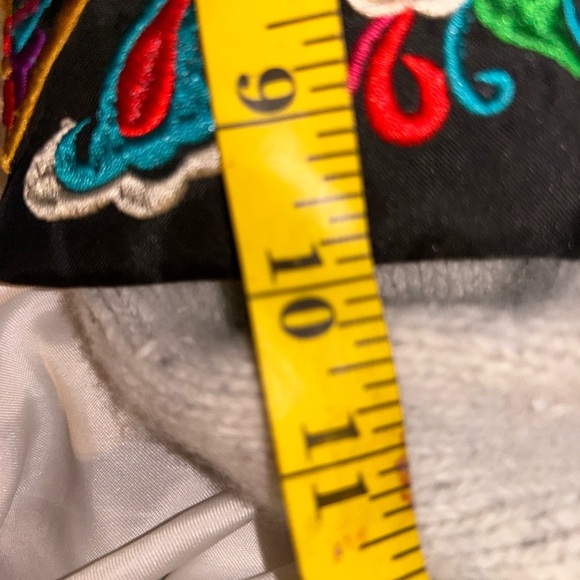 Black Colorful Clutch Wristlet Flower Embroidered Clutch - Picture 10 of 10